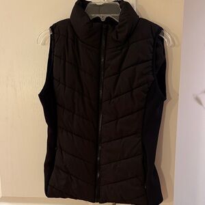Dokotoo Women's Black Quilted Vest, Size Small